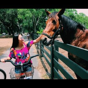 Meet your Posher, Rebecca